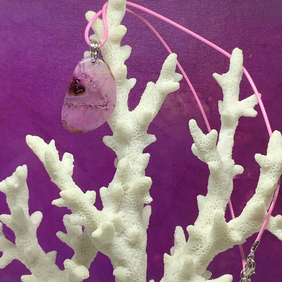 Pink Druzy Geode Agate Slice Pendant Necklace on Waxed Cotton Cord Handmade - Picture 9 of 14